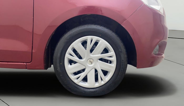 2015 Ford New Figo TREND 1.5L DIESEL, Diesel, Manual, 1,33,962 km, Right Front Wheel