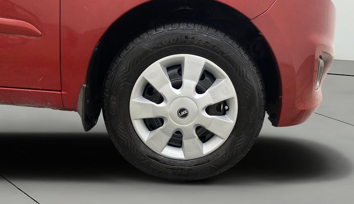 2013 Hyundai i10 SPORTZ 1.2 AT, Petrol, Automatic, 68,947 km, Right Front Wheel