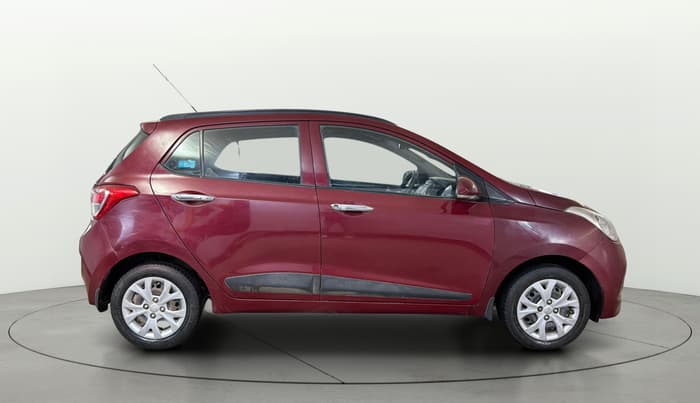 2015 Hyundai Grand i10 SPORTZ 1.2 KAPPA VTVT, Petrol, Manual, 45,841 km, Right Side View