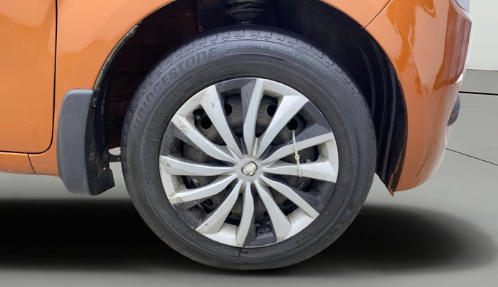 2019 Maruti New Wagon-R VXI 1.2 AMT, Petrol, Automatic, 84,169 km, Right Front Wheel