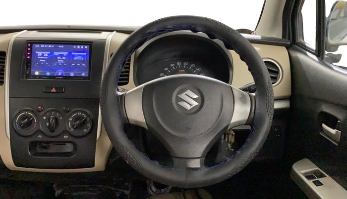 2018 Maruti Wagon R 1.0 LXI, Petrol, Manual, 43,089 km, Steering Wheel Close Up