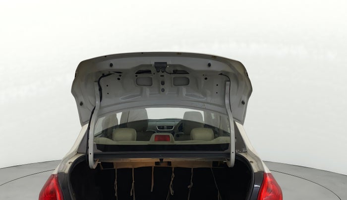 2015 Maruti Swift Dzire VXI, Petrol, Manual, 70,934 km, Boot Door Open