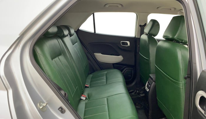 2024 Hyundai VENUE S(O) 1.2, Petrol, Manual, 11,382 km, Right Side Rear Door Cabin