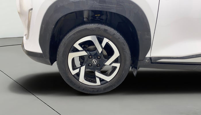 2021 Nissan MAGNITE XV MT, Petrol, Manual, 25,153 km, Left Front Wheel