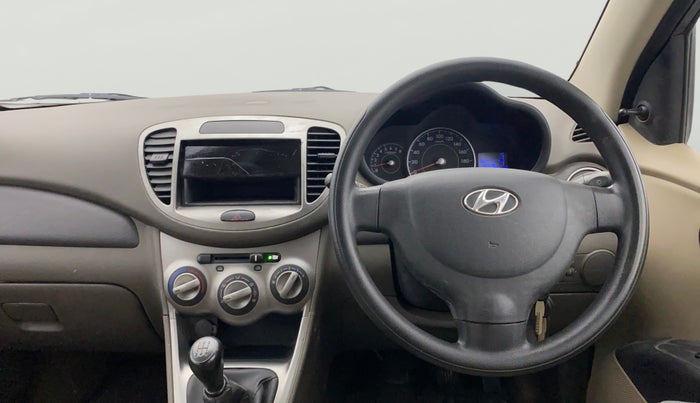 2014 Hyundai i10 MAGNA 1.1, Petrol, Manual, 45,460 km, Steering Wheel Close Up