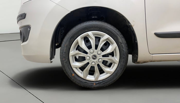 2016 Maruti Wagon R 1.0 VXI, Petrol, Manual, 48,606 km, Left Front Wheel