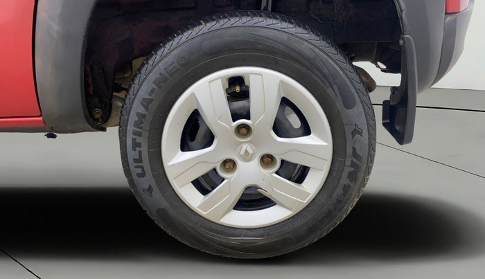 2017 Renault Kwid RXT 1.0 AMT, Petrol, Automatic, 67,812 km, Left Rear Wheel