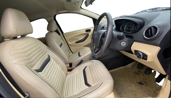 2018 Ford Figo Aspire TITANIUM 1.2 PETROL, Petrol, Manual, 42,113 km, Right Side Front Door Cabin