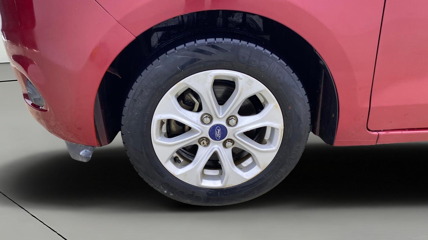 2015 Ford Figo Aspire TITANIUM 1.5 PETROL AT, Petrol, Automatic, 92,467 km, Left Front Wheel