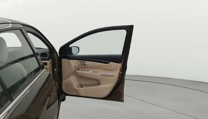 2017 Maruti Ciaz DELTA 1.4 MT PETROL, Petrol, Manual, 70,728 km, RHS Front Door