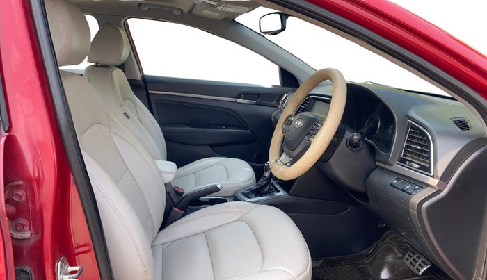 2018 Hyundai New Elantra 1.6 SX (O) AT DIESEL, Diesel, Automatic, 54,355 km, Right Side Front Door Cabin