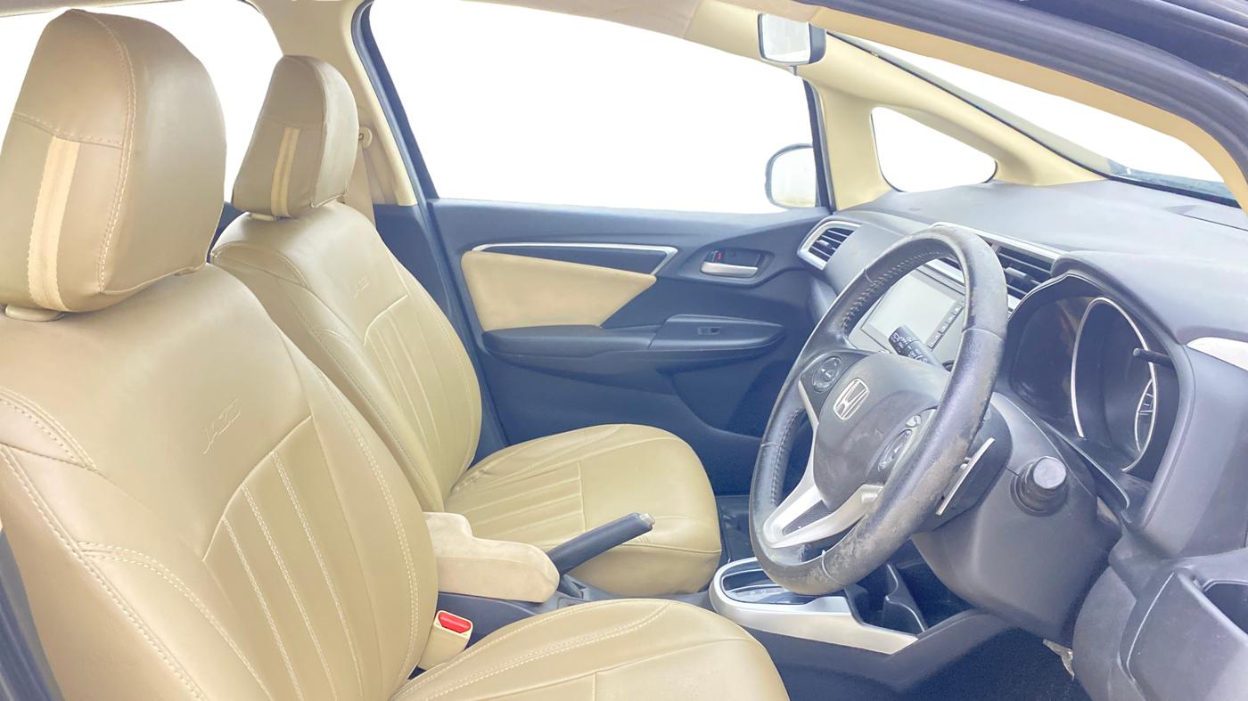 2019 Honda Jazz 1.2L I-VTEC VX CVT, Petrol, Automatic, 65,408 km, Right Side Front Door Cabin
