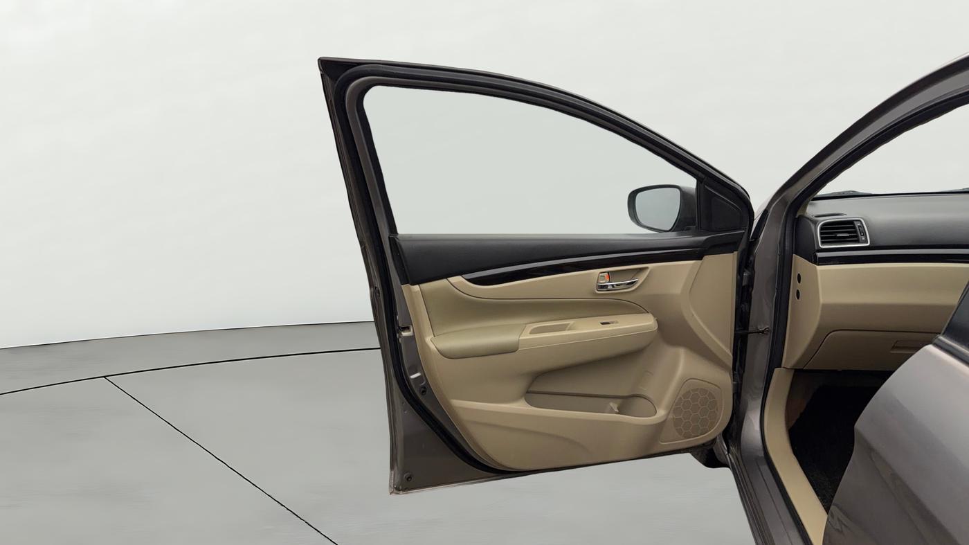 2018 Maruti Ciaz ZETA 1.4  AT PETROL, Petrol, Automatic, 57,380 km, LHS Front Door
