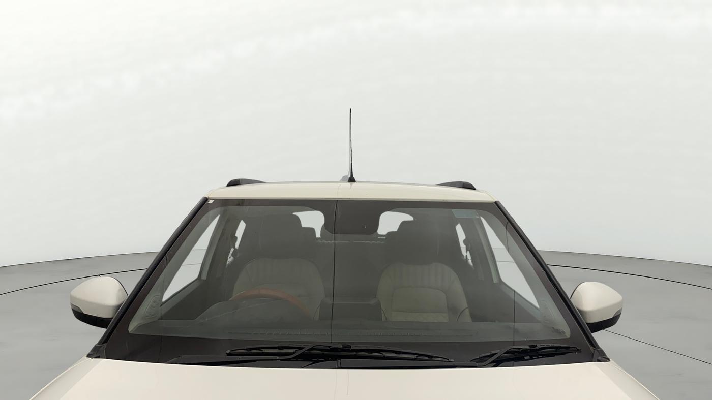 2023 Tata PUNCH CREATIVE  MT, Petrol, Manual, 72,599 km, Front Windshield