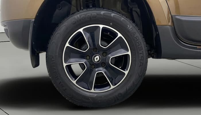 2018 Renault Duster RXS CVT, Petrol, Automatic, 98,805 km, Right Rear Wheel