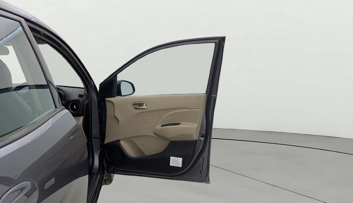 2019 Hyundai NEW SANTRO SPORTZ CNG, CNG, Manual, 61,502 km, RHS Front Door