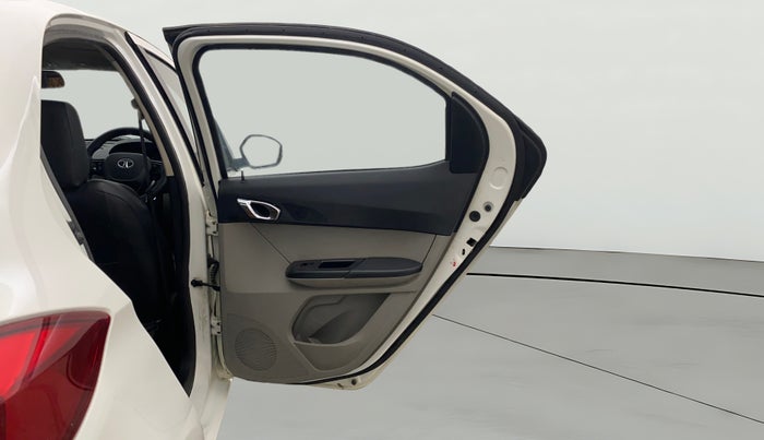 2018 Tata Tiago XZ PETROL, Petrol, Manual, 41,471 km, RHS Rear Door