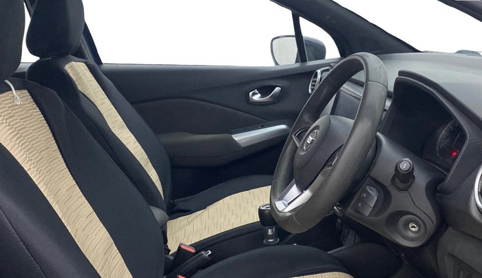 2019 Nissan Kicks XV 1.5, Petrol, Manual, 41,772 km, Right Side Front Door Cabin