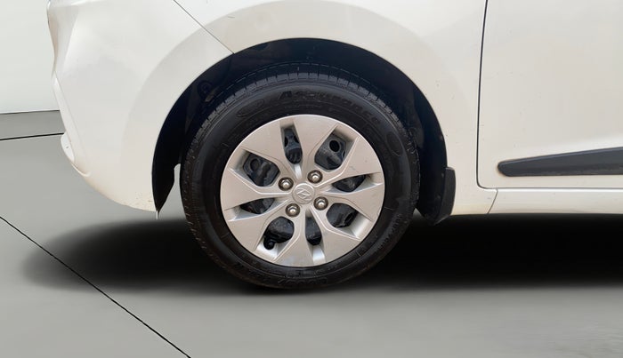 2017 Hyundai Xcent E+, Petrol, Manual, 69,046 km, Left Front Wheel