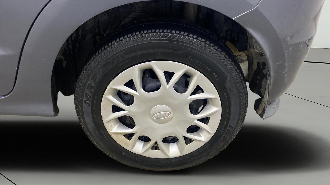 2015 Ford New Figo TREND 1.2 PETROL, Petrol, Manual, 35,120 km, Left Rear Wheel
