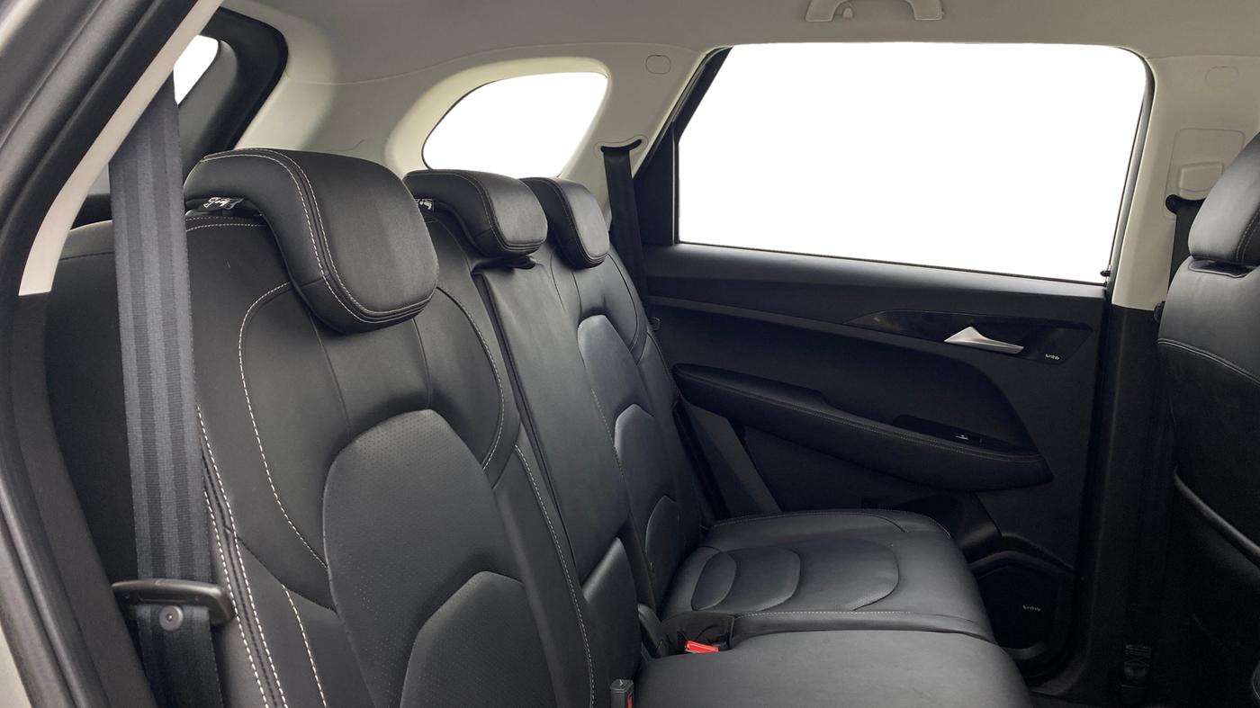 2020 MG HECTOR SMART HYBRID 1.5 PETROL, Petrol, Manual, 16,806 km, Right Side Rear Door Cabin