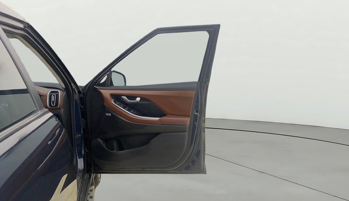 2021 Hyundai ALCAZAR PLATINUM (O) 6STR 2.0 AT, Petrol, Automatic, 79,345 km, RHS Front Door