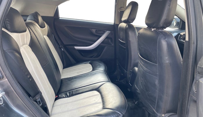 2022 Tata NEXON XMA SUNROOF PETROL, Petrol, Automatic, 90,073 km, Right Side Rear Door Cabin