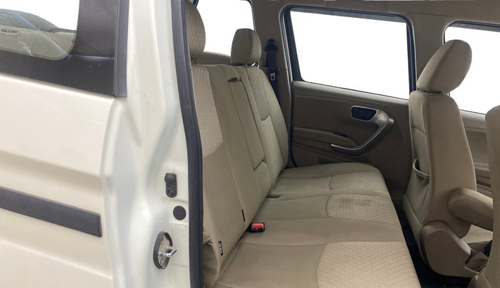 2022 Mahindra BOLERO NEO N 10 (O), Diesel, Manual, 73,297 km, Right Side Rear Door Cabin