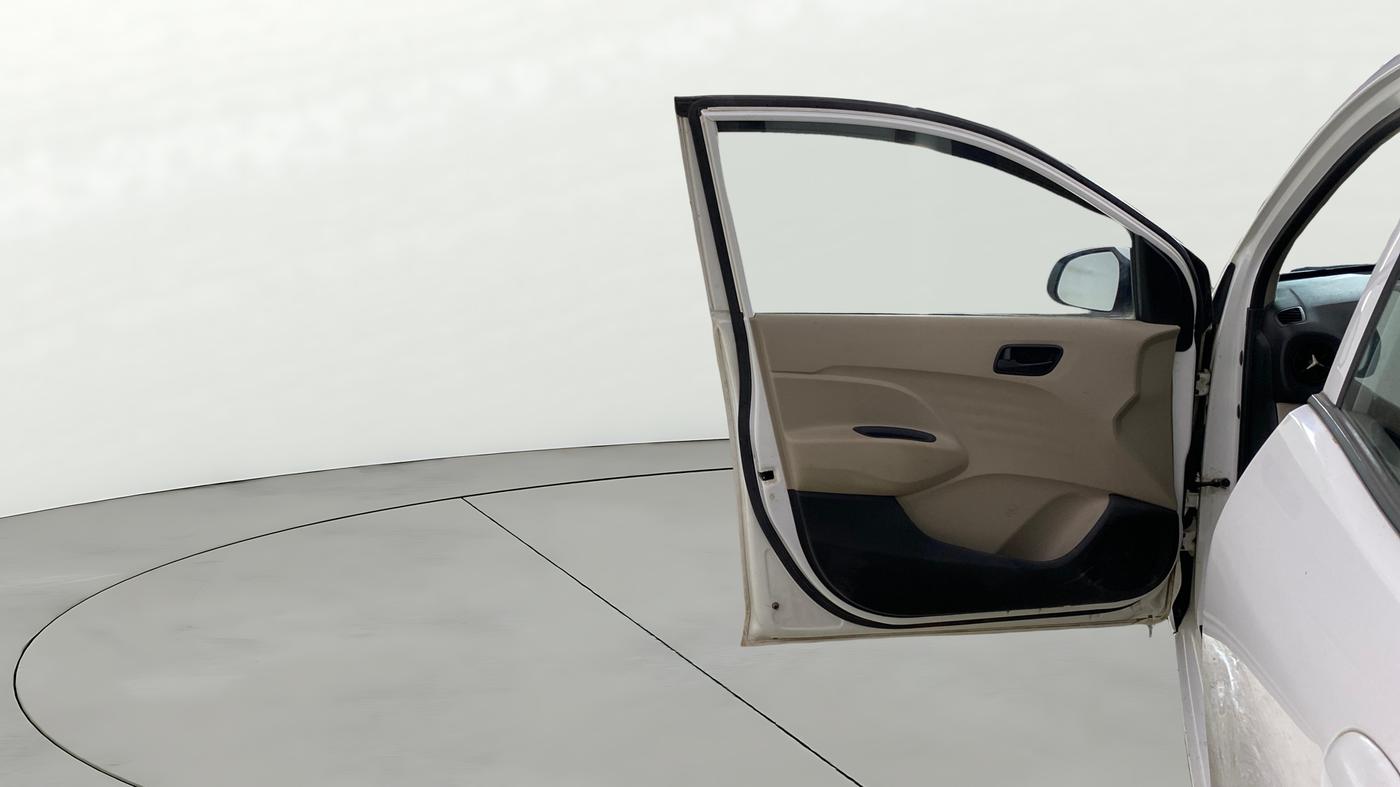 2020 Hyundai NEW SANTRO SPORTZ CNG, CNG, Manual, 27,429 km, LHS Front Door