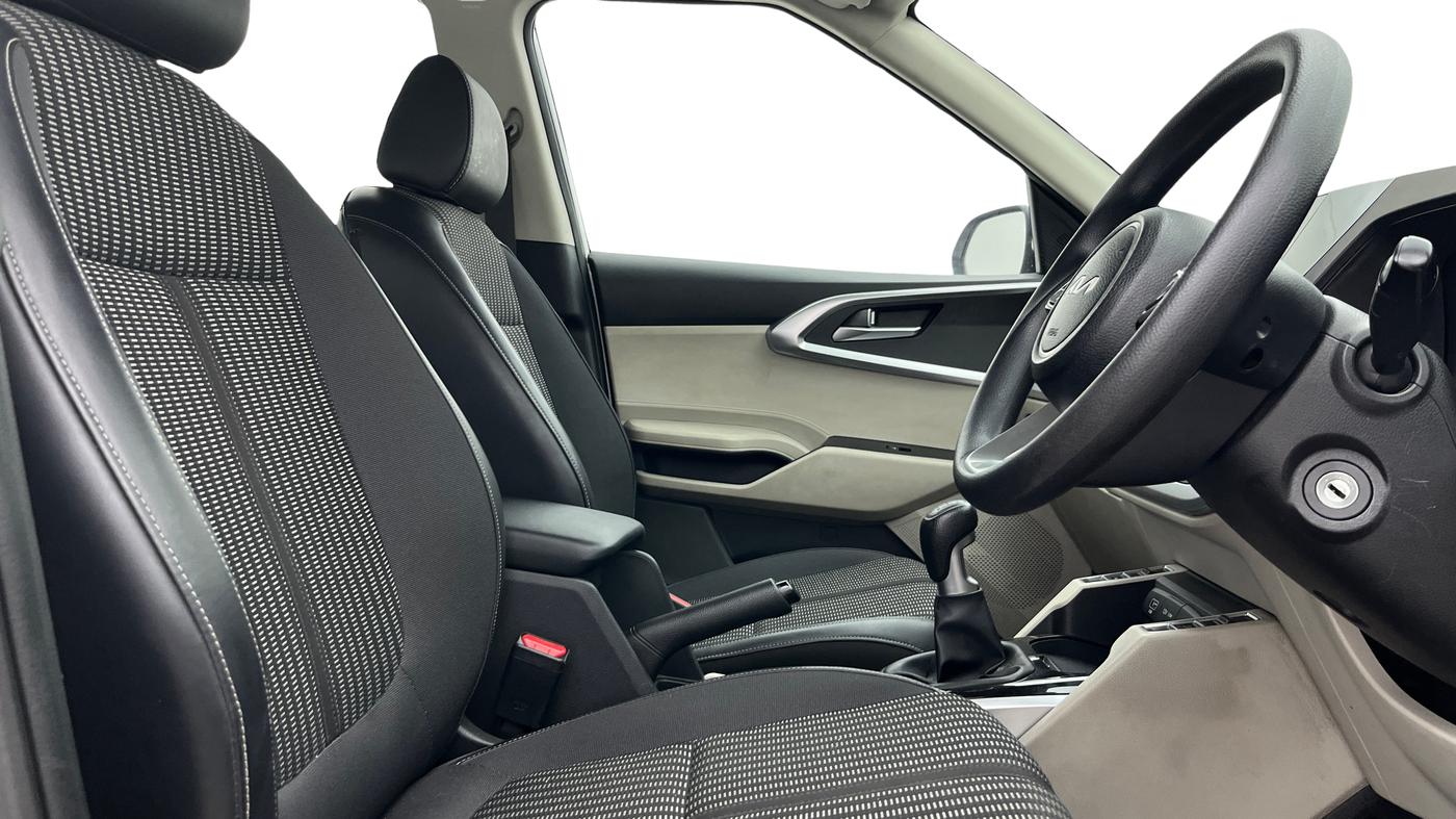 2022 KIA CARENS PRESTIGE 1.5 DIESEL 7 STR, Diesel, Manual, 53,417 km, Right Side Front Door Cabin