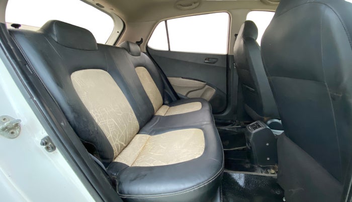 2016 Hyundai Grand i10 MAGNA 1.1 CRDI, Diesel, Manual, 72,207 km, Right Side Rear Door Cabin