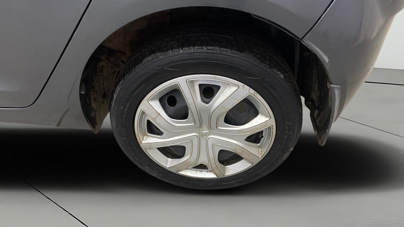 2022 Tata ALTROZ XM PLUS PETROL, Petrol, Manual, 49,469 km, Left Rear Wheel