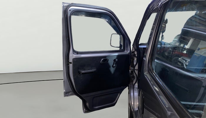 2023 Maruti Eeco 7 STR STD 1.2, Petrol, Manual, 1,621 km, LHS Rear Door