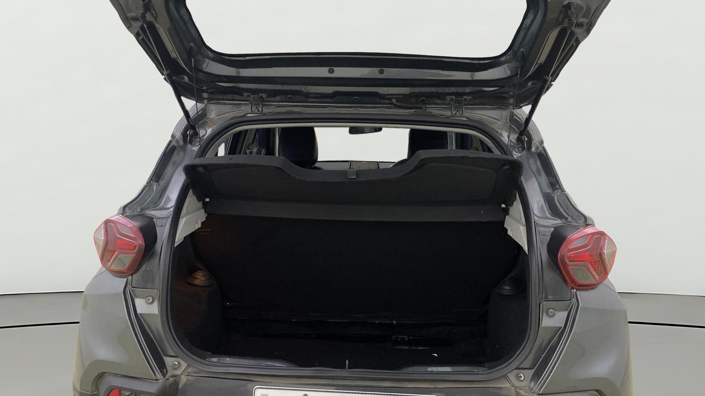 2023 Tata PUNCH ADVENTURE AMT, Petrol, Automatic, 26,674 km, Boot Open Zoomed View