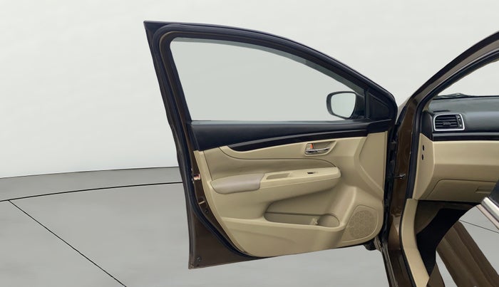 2016 Maruti Ciaz ZXI+, Petrol, Manual, 87,522 km, LHS Front Door