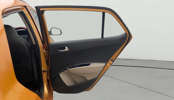 2015 Hyundai Grand i10 ASTA 1.1 CRDI (O), Diesel, Manual, 72,979 km, RHS Rear Door