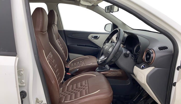 2021 Hyundai AURA SX 1.2, Petrol, Manual, 74,307 km, Right Side Front Door Cabin