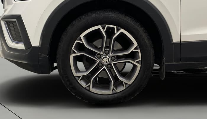 2021 Skoda KUSHAQ STYLE 1.0L TSI MT, Petrol, Manual, 79,188 km, Left Front Wheel