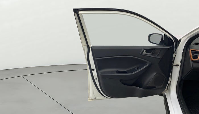 2015 Hyundai i20 Active 1.2 SX, Petrol, Manual, 1,00,190 km, LHS Front Door