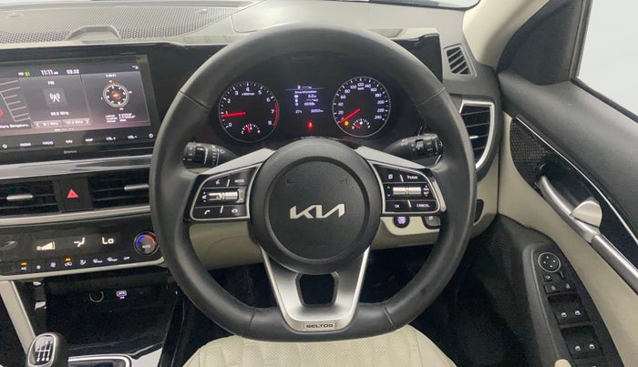 2023 KIA SELTOS HTX PETROL 1.5, Petrol, Manual, 30,582 km, Steering Wheel Close Up