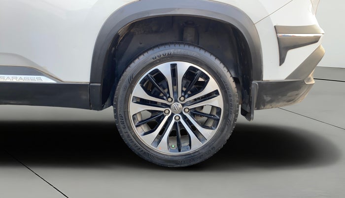 2021 MG HECTOR SHARP HYBRID 1.5 PETROL, Petrol, Manual, 43,589 km, Left Rear Wheel