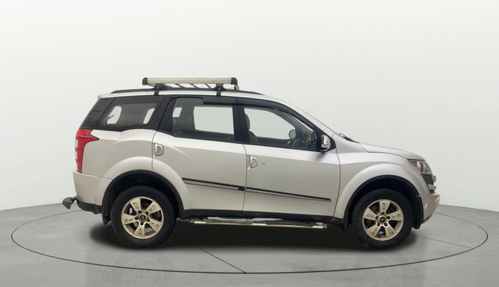 2014 Mahindra XUV500 W8, Diesel, Manual, 1,22,321 km, Right Side View