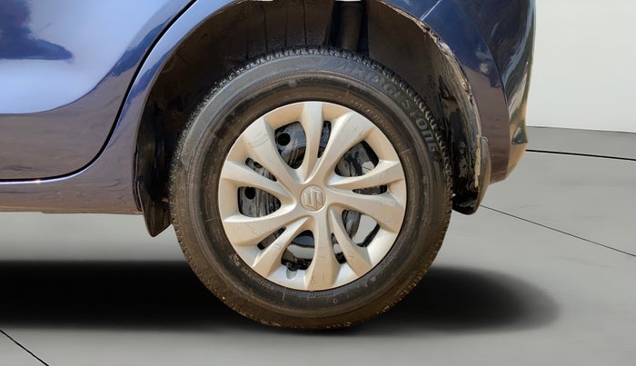 2018 Maruti Swift VXI AMT, Petrol, Automatic, 27,692 km, Left Rear Wheel