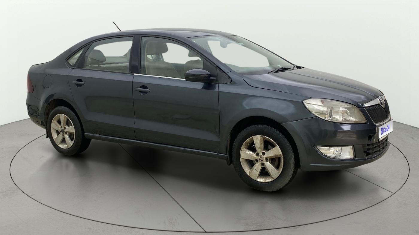 2015 Skoda Rapid 1.6 MPI STYLE PLUS, CNG, Manual, 1,29,687 km, Right Front Diagonal
