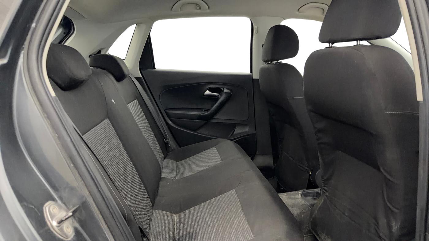 2016 Volkswagen Polo COMFORTLINE 1.2L, Petrol, Manual, 68,818 km, Right Side Rear Door Cabin