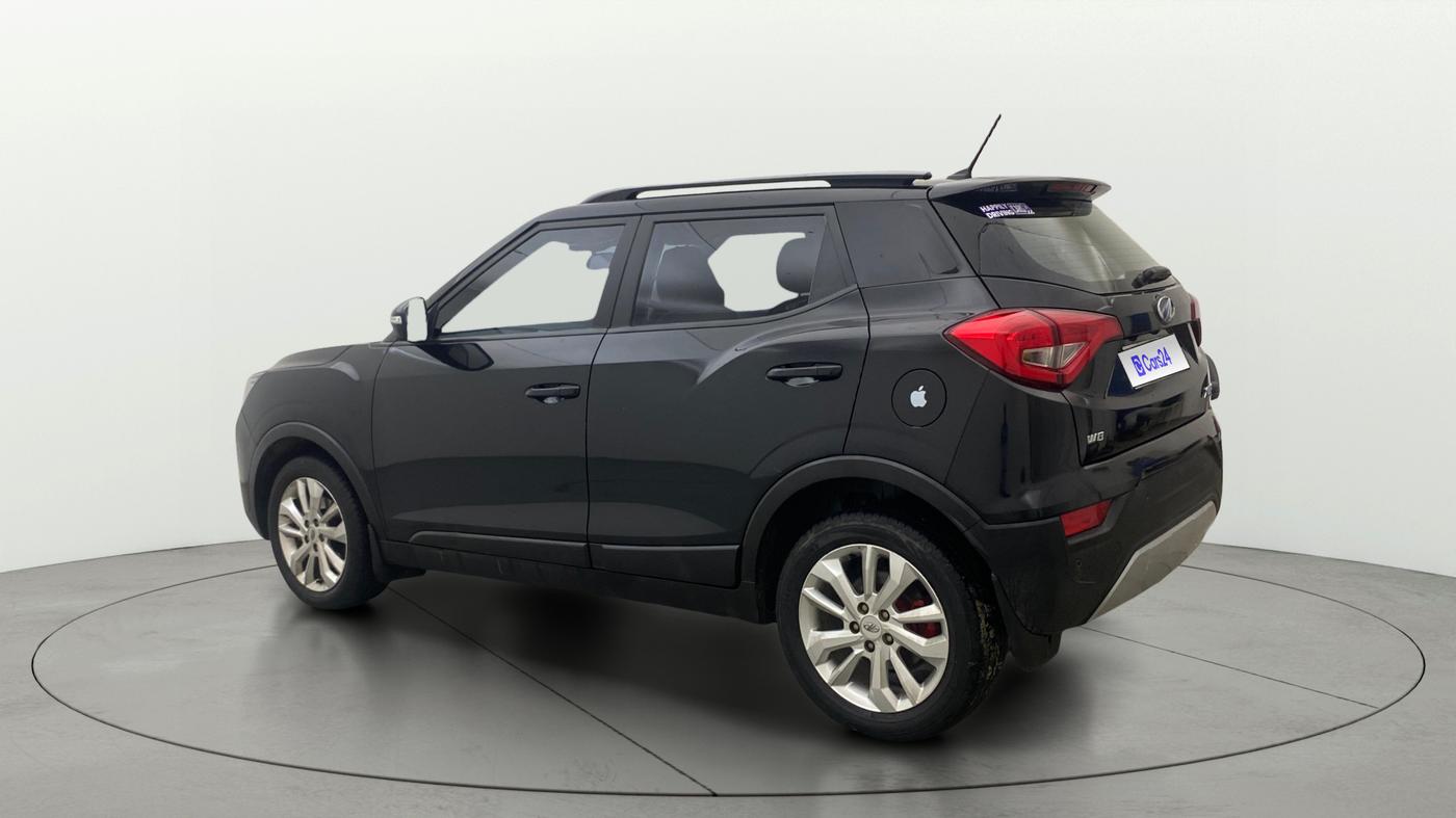 2020 Mahindra XUV300 W8 1.5 DIESEL, Diesel, Manual, 93,468 km, Left Back Diagonal