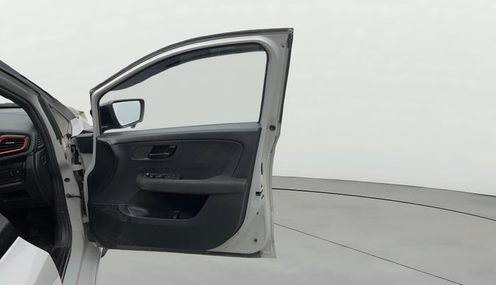 2024 Tata ALTROZ Racer R3, Petrol, Manual, 13,191 km, RHS Front Door