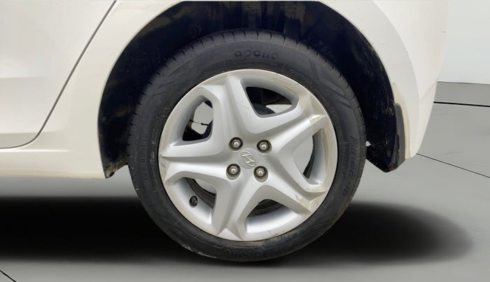 2017 Hyundai Elite i20 ASTA 1.2, Petrol, Manual, 28,372 km, Left Rear Wheel