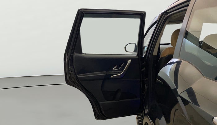 2021 Mahindra XUV500 W9 AT, Diesel, Automatic, 67,343 km, LHS Rear Door