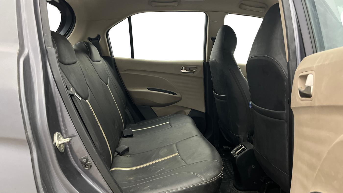 2019 Hyundai NEW SANTRO MAGNA, Petrol, Manual, 85,055 km, Right Side Rear Door Cabin